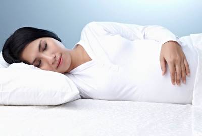 Posisi Tidur Terbaik Untuk Para Ibu Hamil